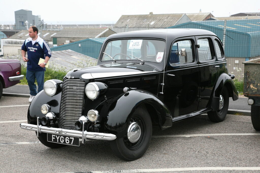 1920px-1947_Vauxhall_14_4691383736