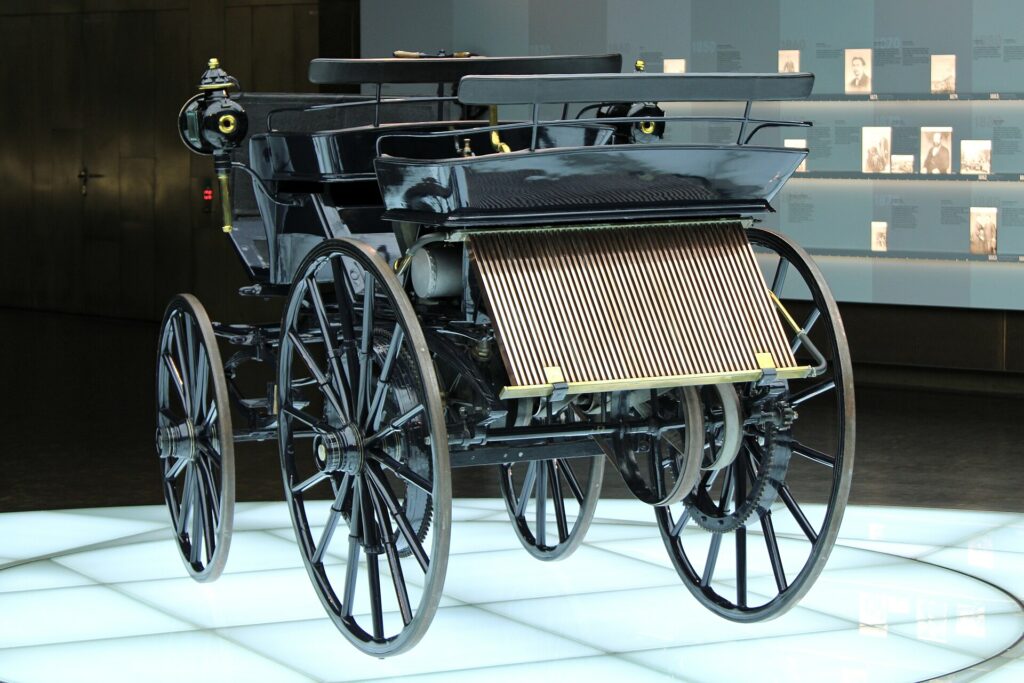 Daimler_Motorized_Carriage_IMG_0848