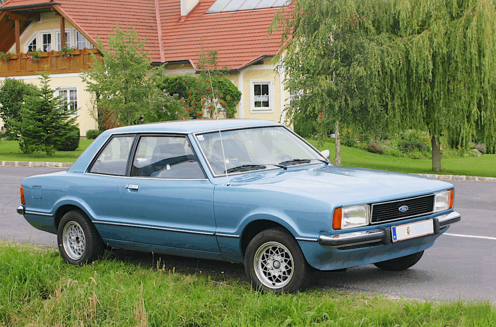 Ford_Taunus_(TC2)_1.6GL_1976_more_cropped